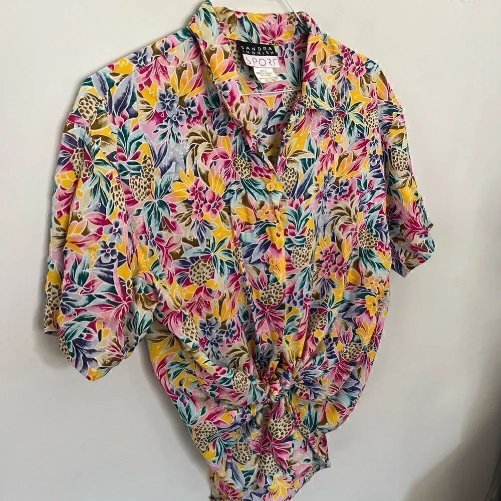 Sandra Ingrish SPORT | retro vintage womens tropical button up shirt